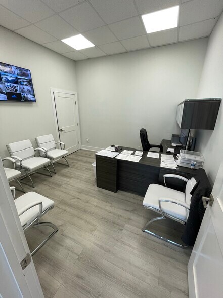 More Photos Of 200 Maxham Rd, Austell Storefront For Sale