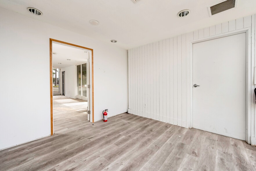 More Photos Of 1520 W Coast Hwy, Newport Beach Auto Dealership For Sale