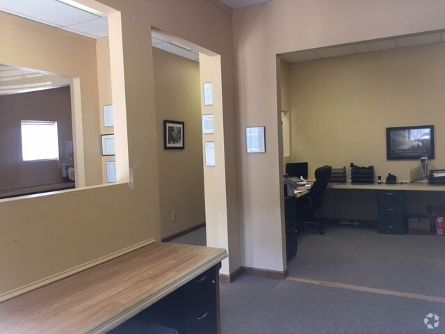 More Photos Of 2340 23rd St, Nitro Research And Development For Lease