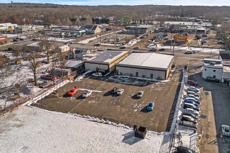 More Photos Of 1787-1797 Middle Country Rd, Centereach Storefront For Lease