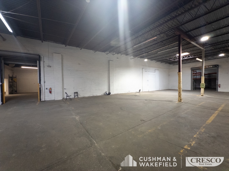 More Photos Of 23432-23420 Lakeland Blvd, Euclid Manufacturing For Sale