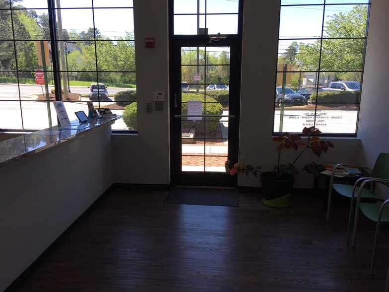 More Photos Of 11550 Webb Bridge Way, Alpharetta Unknown For Lease