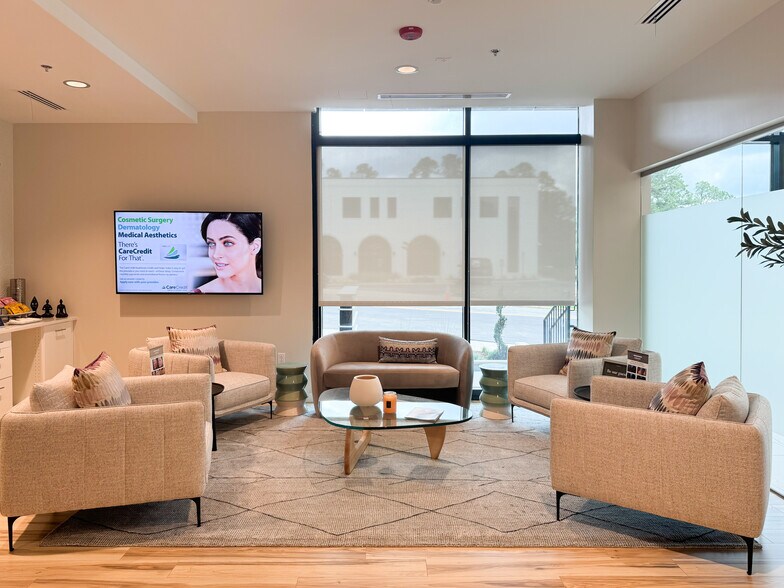 More Photos Of 3700 Barrett Dr, Raleigh Medical For Lease