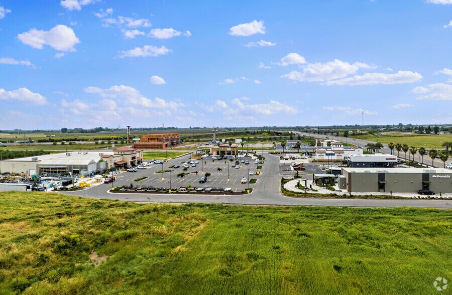 More Photos Of Campus Parkway, Merced Unknown For Lease