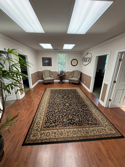 More Photos Of 1827 Powers Ferry Rd SE, Atlanta Office For Sale