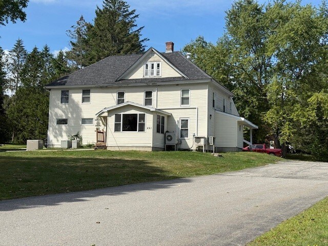 More Photos Of 291 Main St, Orono Office Residential For Sale