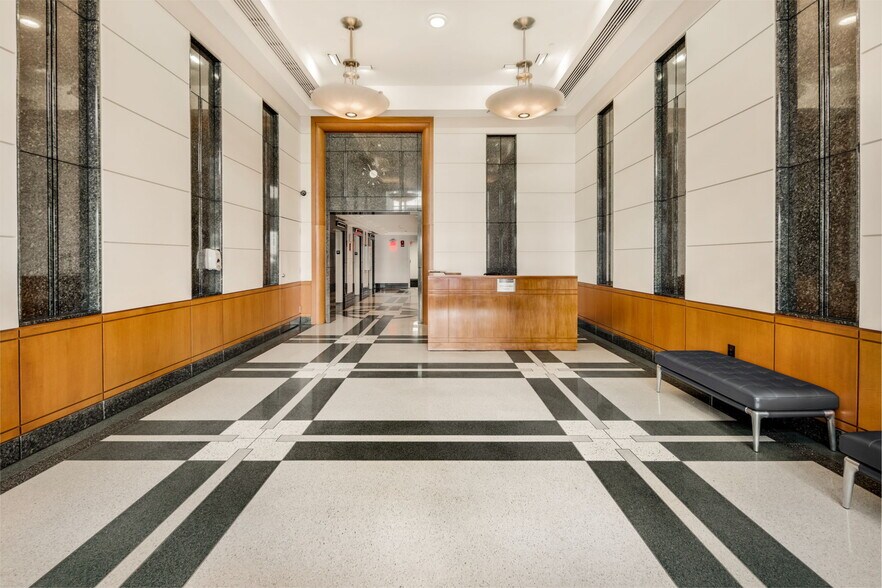 More Photos Of 1100 H St NW, Washington Coworking Space