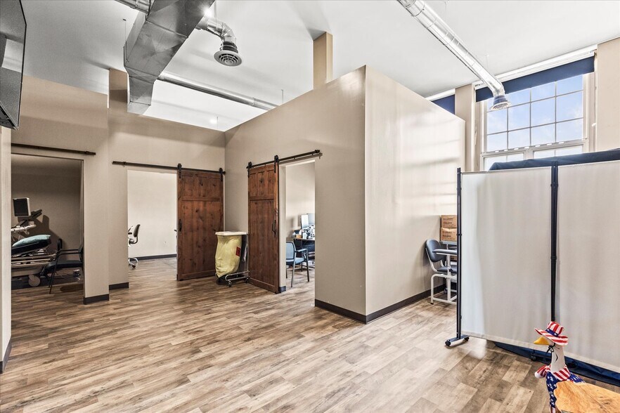 More Photos Of 195 Stock St, Hanover Medical For Sale