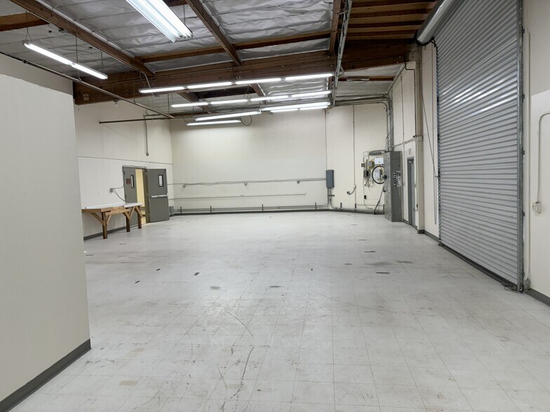 More Photos Of 2170 Oakland Rd, San Jose Light Manufacturing For Lease