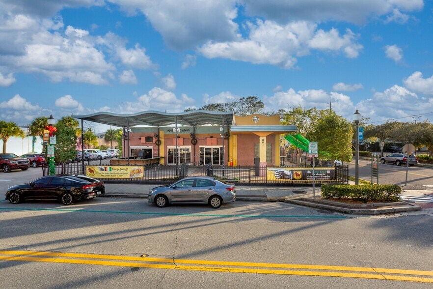 More Photos Of 801 E New Haven Ave, Melbourne Restaurant For Sale