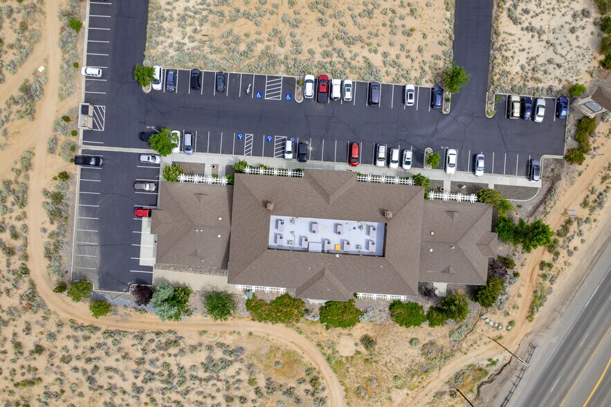 More Photos Of 5 Pine Cone Rd, Dayton Office For Lease