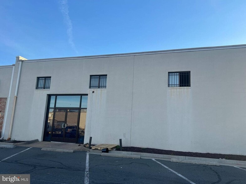 More Photos Of 7210-7242 Nathan Ct, Manassas General Retail For Sale