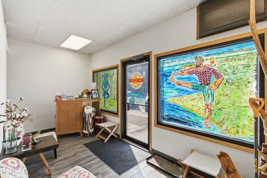 More Photos Of 218 Minnesota Ave NW, Bemidji Medical For Sale