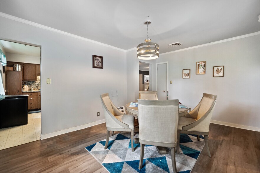 More Photos Of 701 Thompson Ave, Donora Funeral Home For Sale