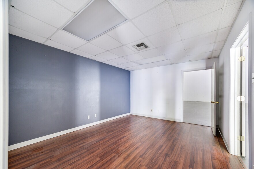 More Photos Of , Houston Flex For Sale