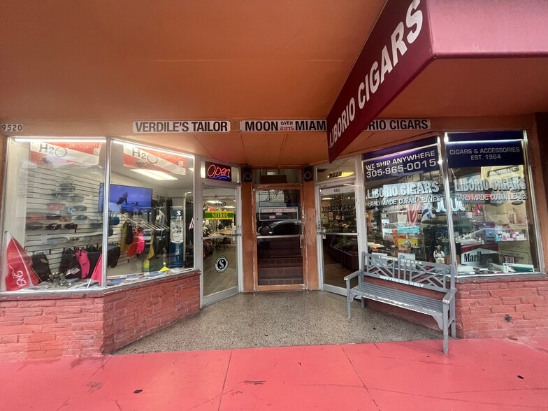 More Photos Of 9520 Harding Ave, Miami Beach Storefront For Lease