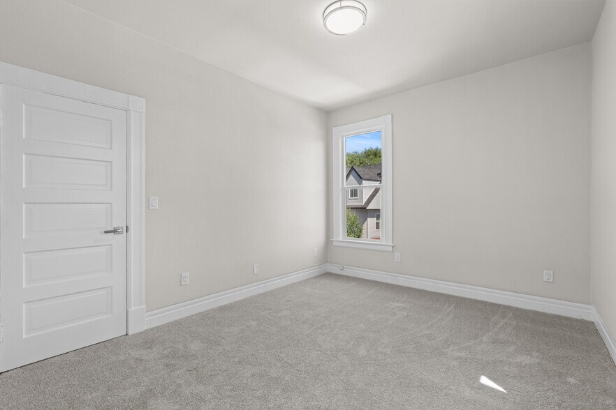 More Photos Of 50 Berrum Pl, Reno Apartments For Sale