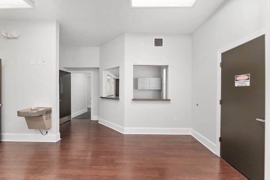 More Photos Of 1014 NW 57th St, Gainesville Medical For Lease