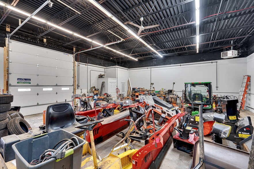 More Photos Of 9992 Main St, Clarence Warehouse For Sale