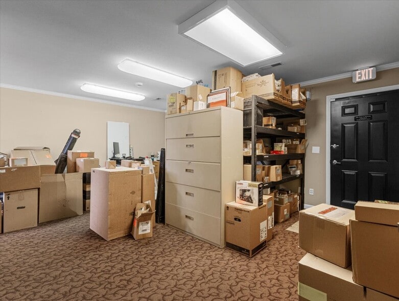 More Photos Of 1114 NE 112th Ave, Vancouver Warehouse For Sale