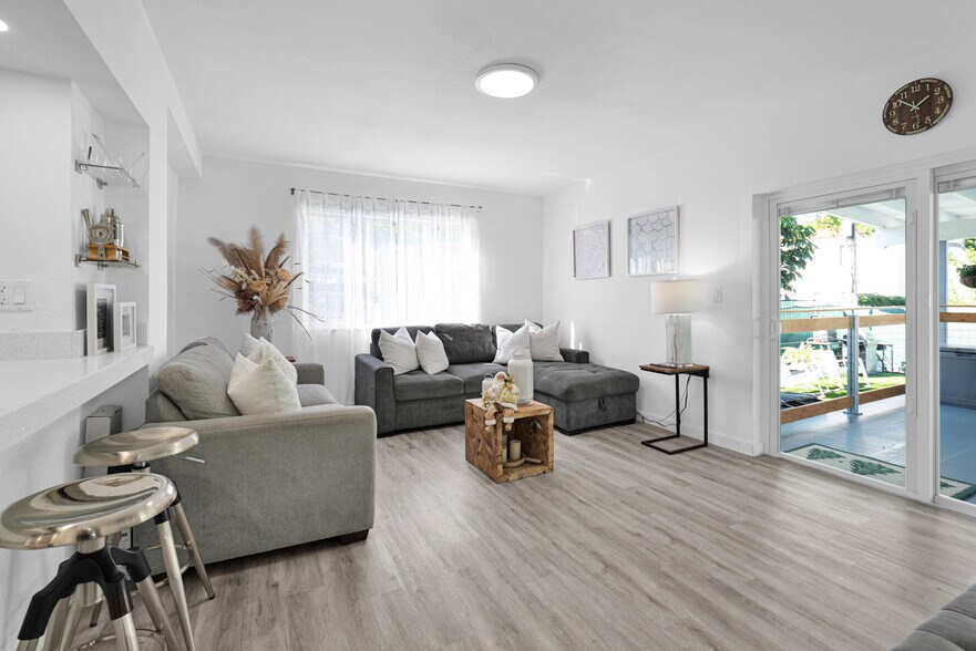 More Photos Of 3711 SW 27th Ter, Miami Specialty For Sale