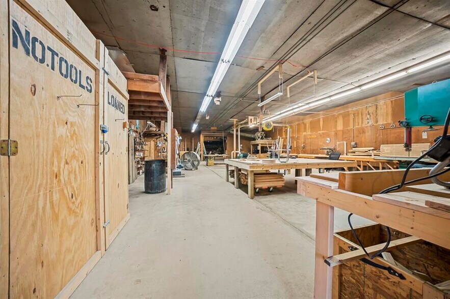 More Photos Of 1305 Seaton Ave, Greenup Warehouse For Sale