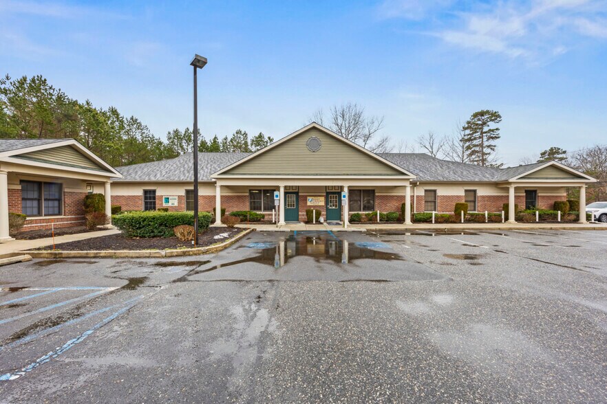 More Photos Of 314 Chris Gaupp Dr, Galloway Medical For Lease