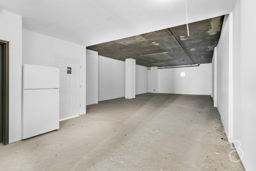 More Photos Of 30-63 31st St, Astoria Apartments For Lease