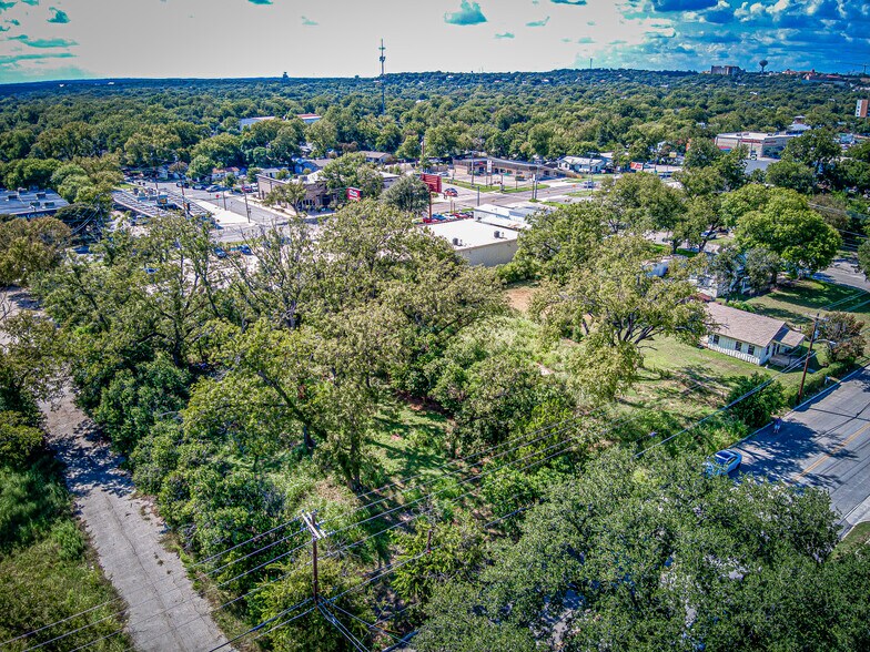 More Photos Of 722 S LBJ, San Marcos Land For Sale