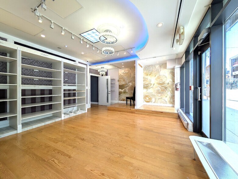 More Photos Of 413 Keele St, Toronto Storefront For Lease
