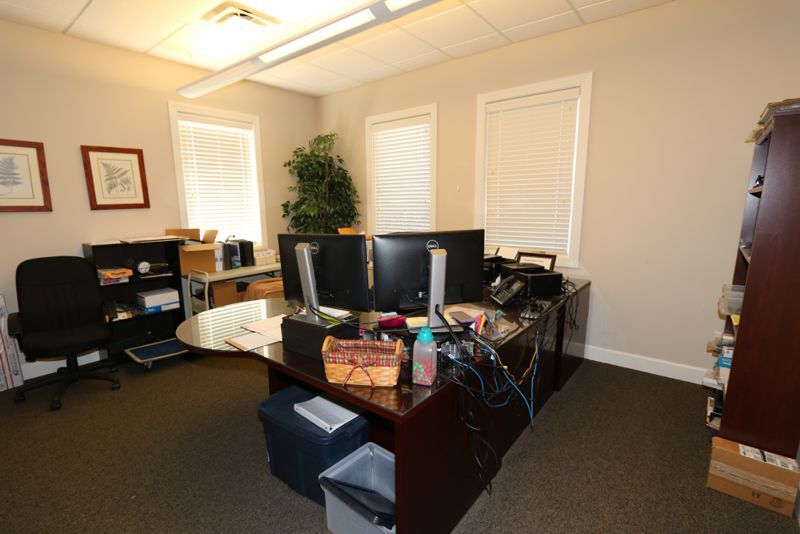 More Photos Of 209 Burgess St, Greer Office For Sale