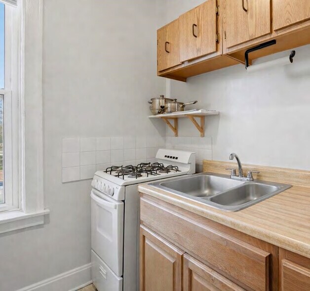 More Photos Of 1312-1316 E 53rd St, Chicago Apartments For Sale