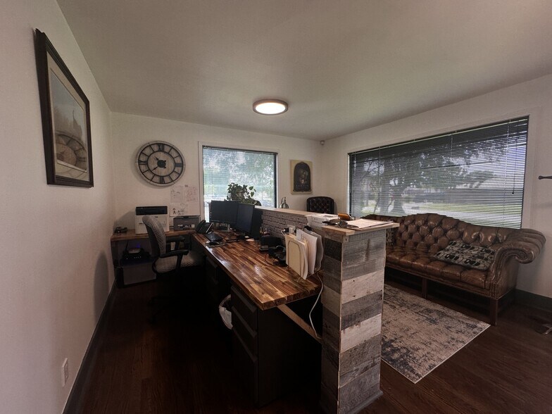 More Photos Of 311 Bluebird Dr, Goodlettsville Office For Lease