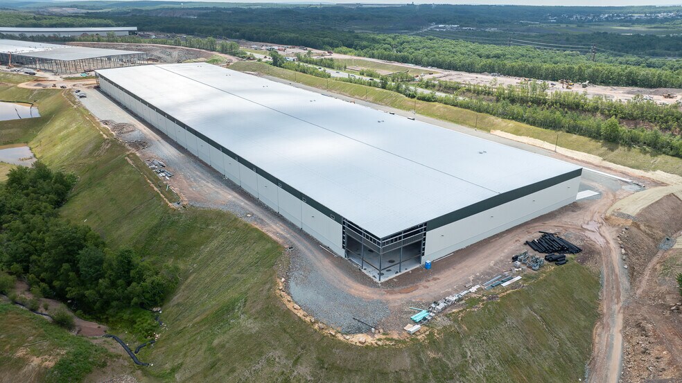 More Photos Of 210 Innovation Drive North, Hazle Township Distribution For Lease