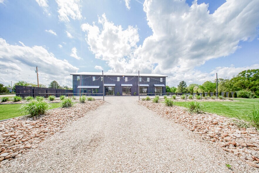 Primary Photo Of 13419 State Route CC hwy, Rolla Lodge Meeting Hall For Sale