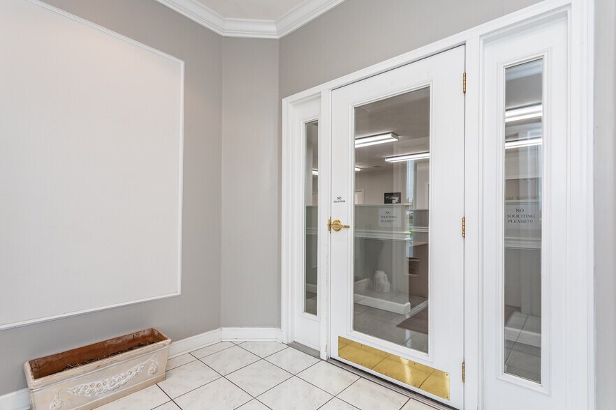 More Photos Of 1186 S State Route 157, Edwardsville Loft Creative Space For Sale