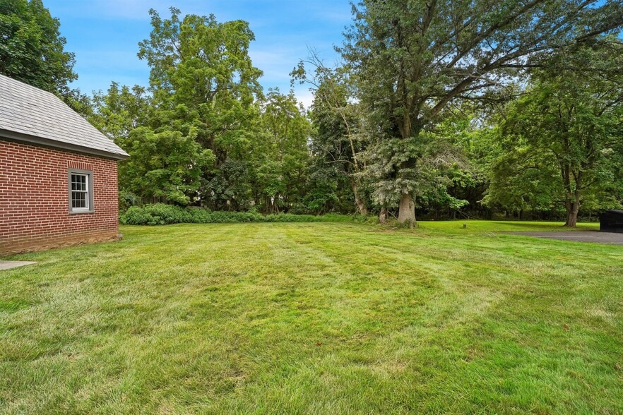 More Photos Of 214 N Main St, North Wales Office Residential For Sale