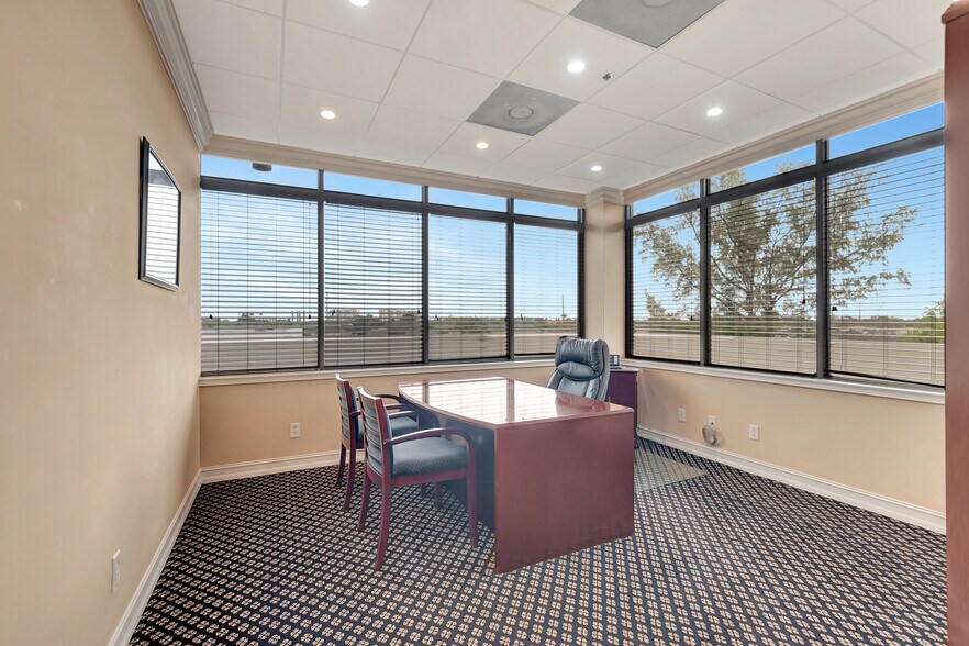 More Photos Of 4700 NW Boca Raton Blvd, Boca Raton Office For Sale