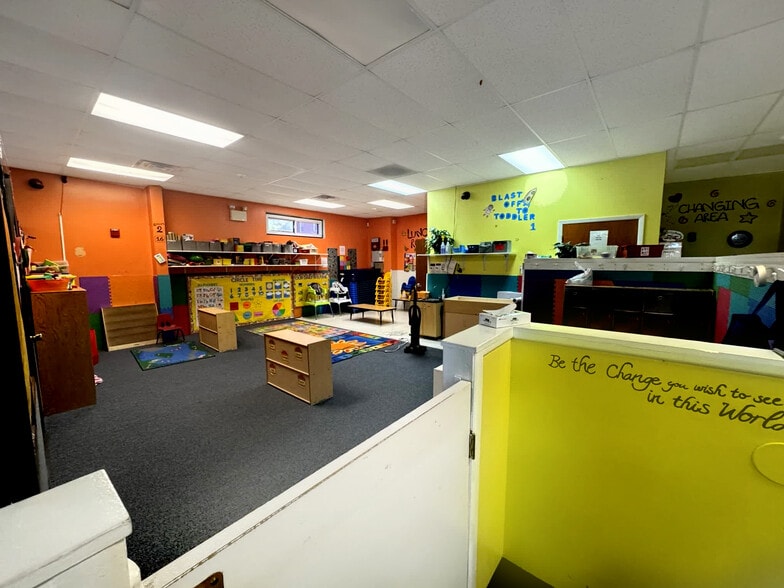 More Photos Of 101 W Delilah Rd, Pleasantville General Retail For Sale