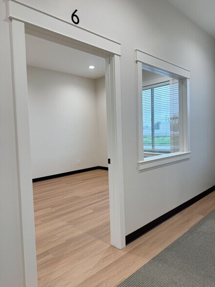 More Photos Of 112 Sugar Avenue, Sugar City Office For Lease