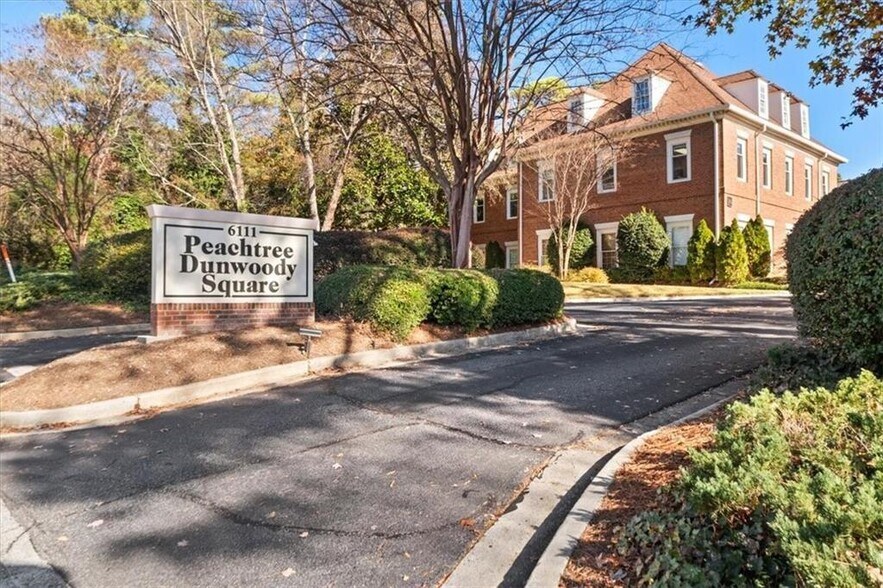 More Photos Of 6111 Peachtree Dunwoody Rd NE, Atlanta Office Residential For Sale