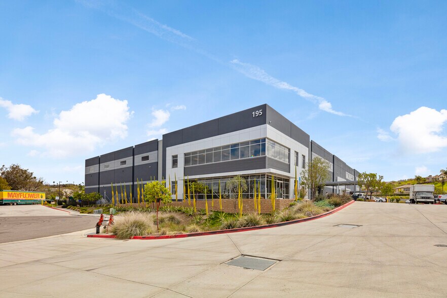 More Photos Of 195 Bosstick Blvd, San Marcos Warehouse For Lease
