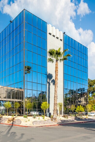 More Photos Of 3405 Kenyon St, San Diego Office For Lease