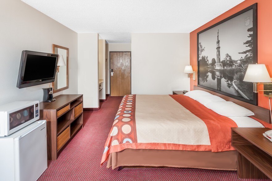 More Photos Of 1884 Washington Rd, Washington Hotel For Sale