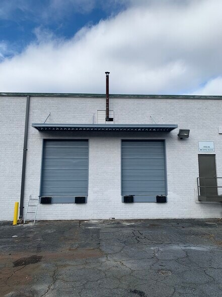 More Photos Of 1775 Wilwat Dr, Norcross Distribution For Lease