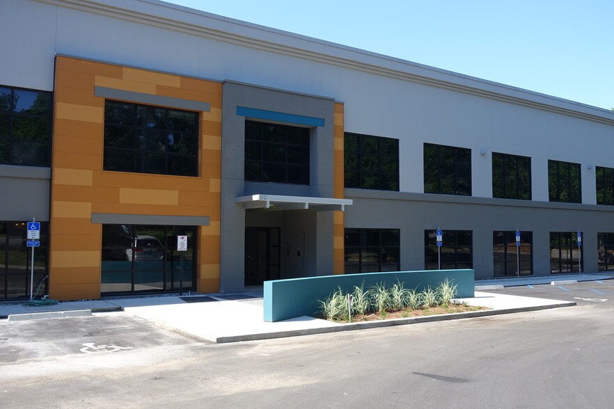 More Photos Of 3717 Apalachee Pky, Tallahassee Loft Creative Space For Lease