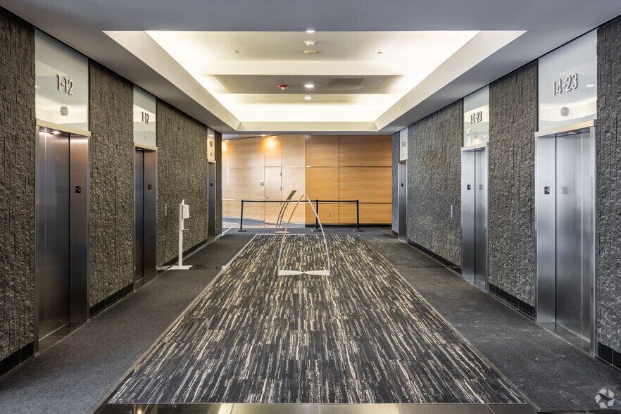 More Photos Of 999 18th St, Denver Office For Lease