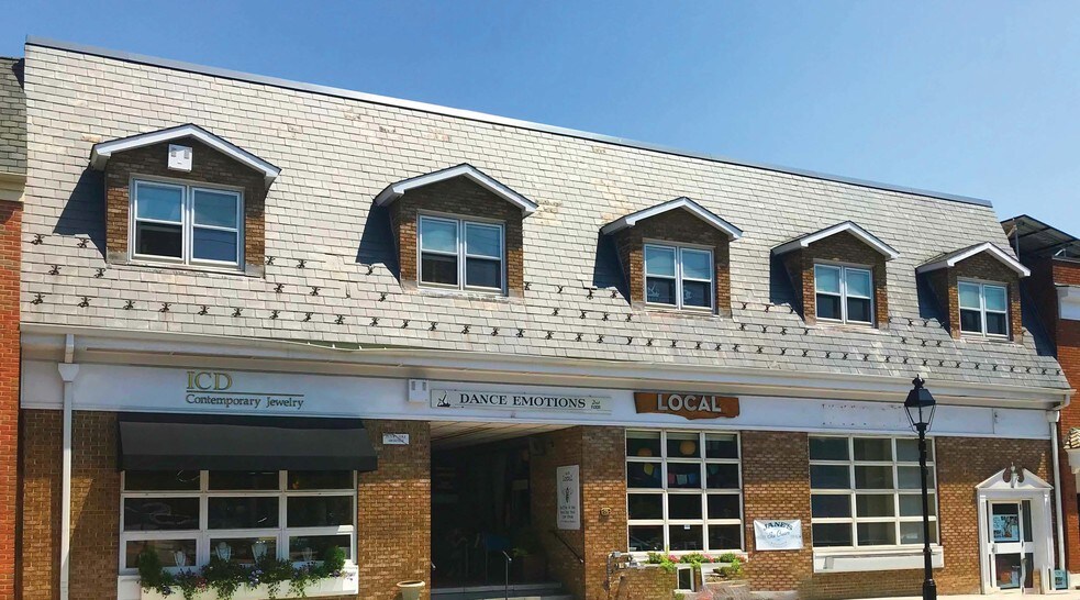 More Photos Of 75 S Greeley Ave, Chappaqua Office For Lease