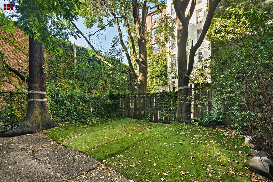 More Photos Of 65 Atlantic Ave, Brooklyn Apartments For Sale