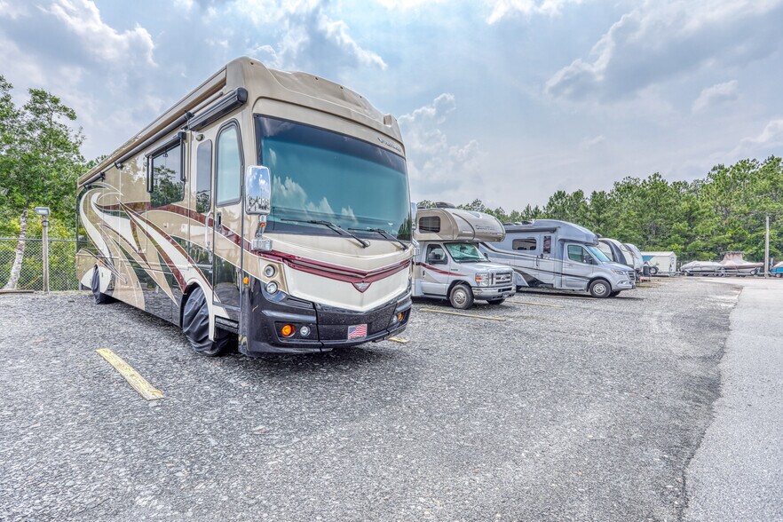 More Photos Of 109 Badger Park Dr, Saint Johns Land For Lease